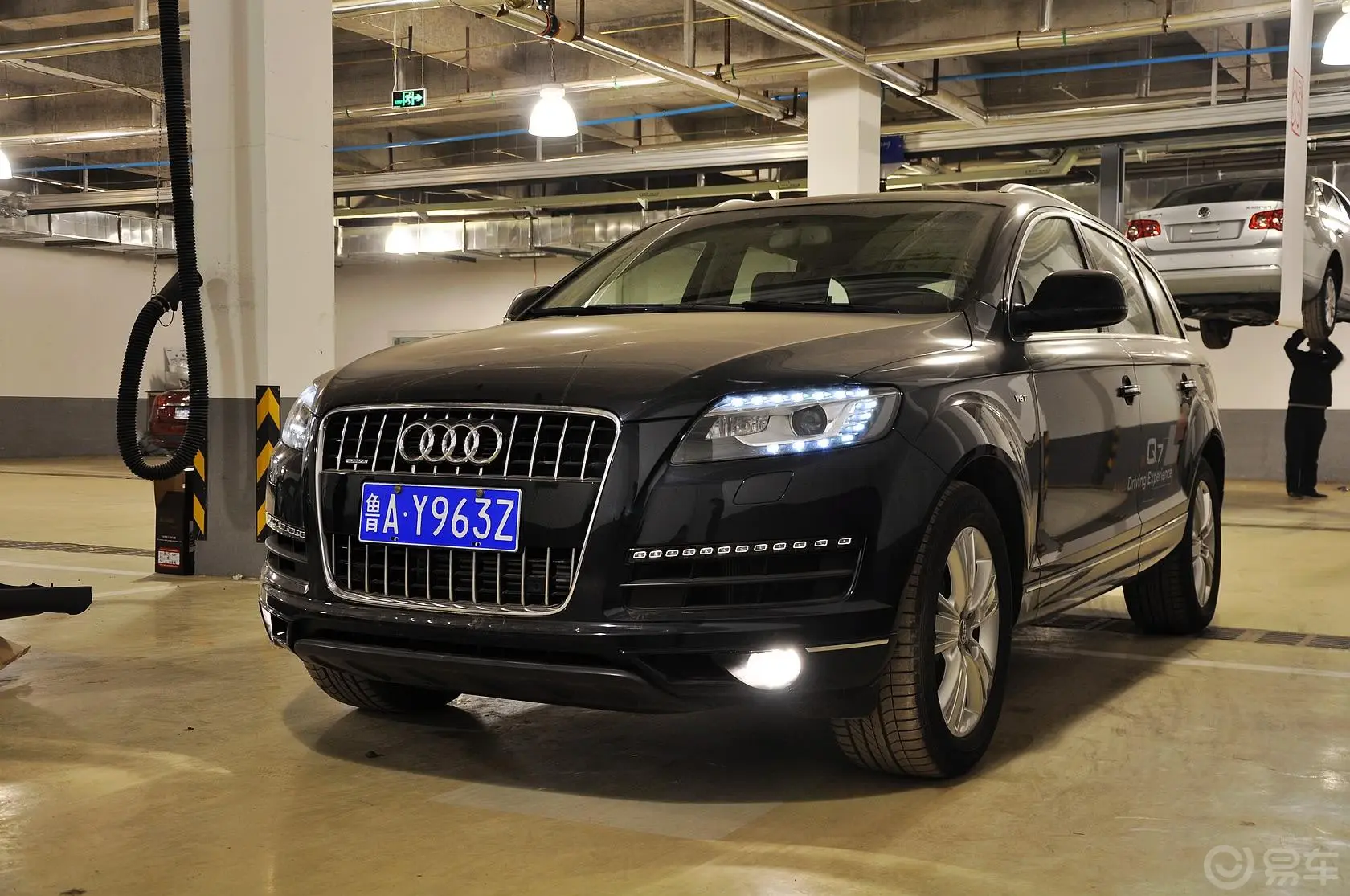 奥迪Q73.0 TFSI quattro(245kW)舒适型外观