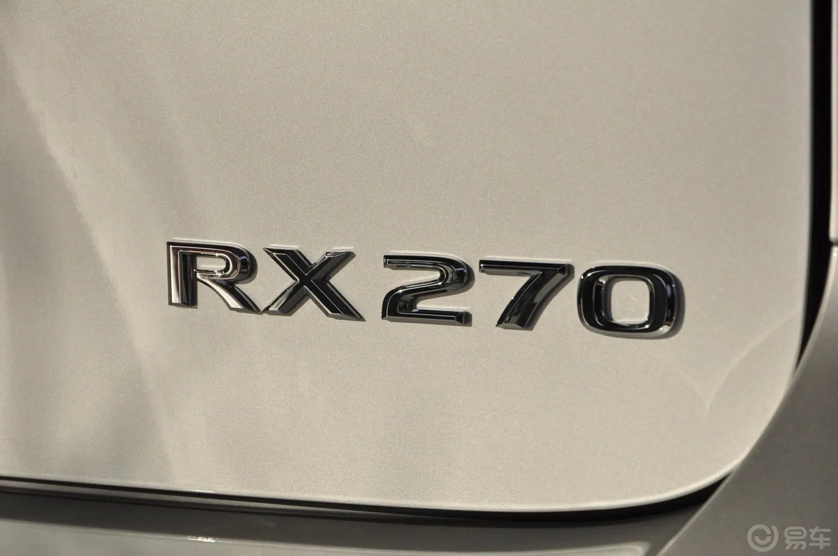 雷克萨斯RX270 典雅版外观