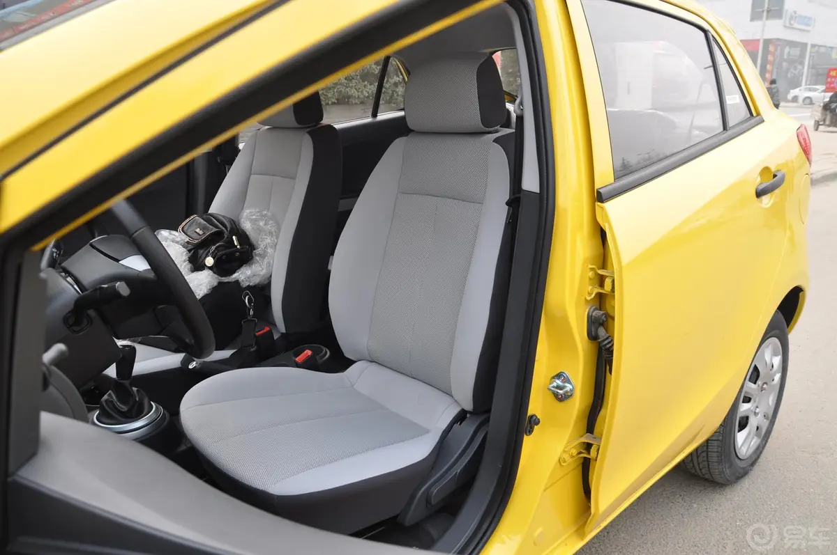 丘比特1.3 GLX 手动舒适驾驶员座椅