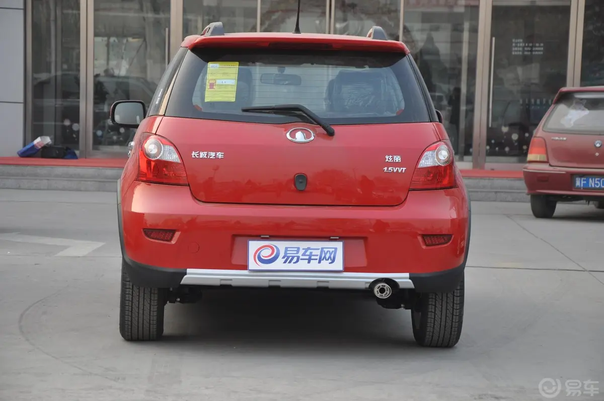 炫丽CROSS 1.5L AMT外观