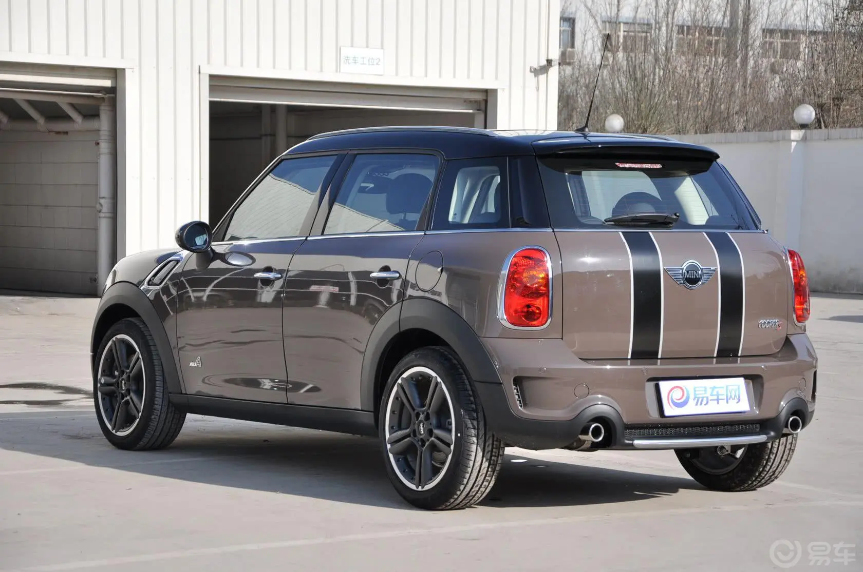 MINI COUNTRYMAN1.6T COOPER S All 4外观