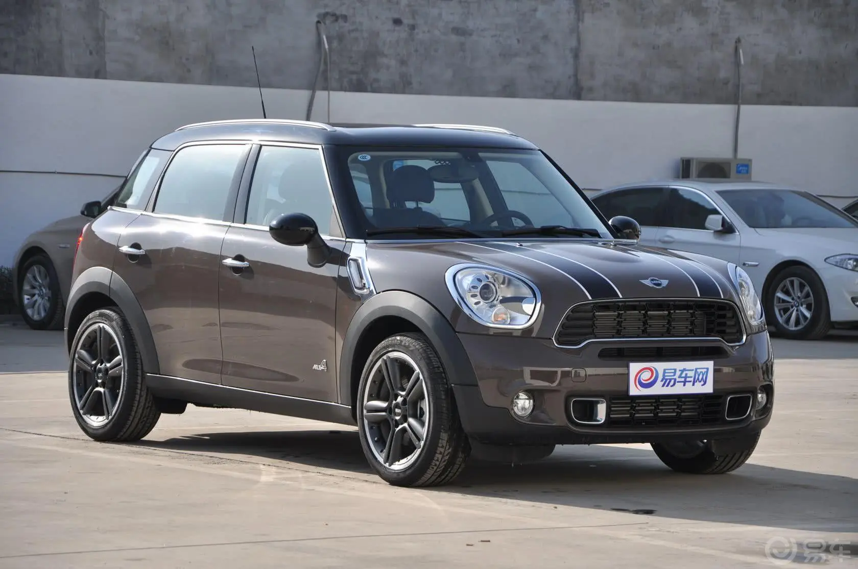 MINI COUNTRYMAN1.6T COOPER S All 4外观