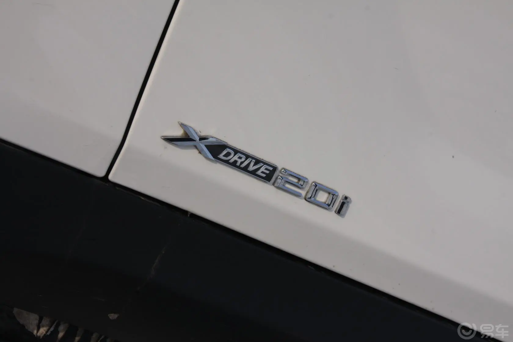 宝马X1xDrive20i豪华型外观