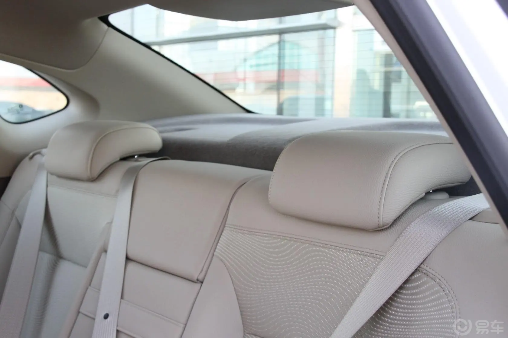英朗GT 1.6L 自动 舒适天窗版空间