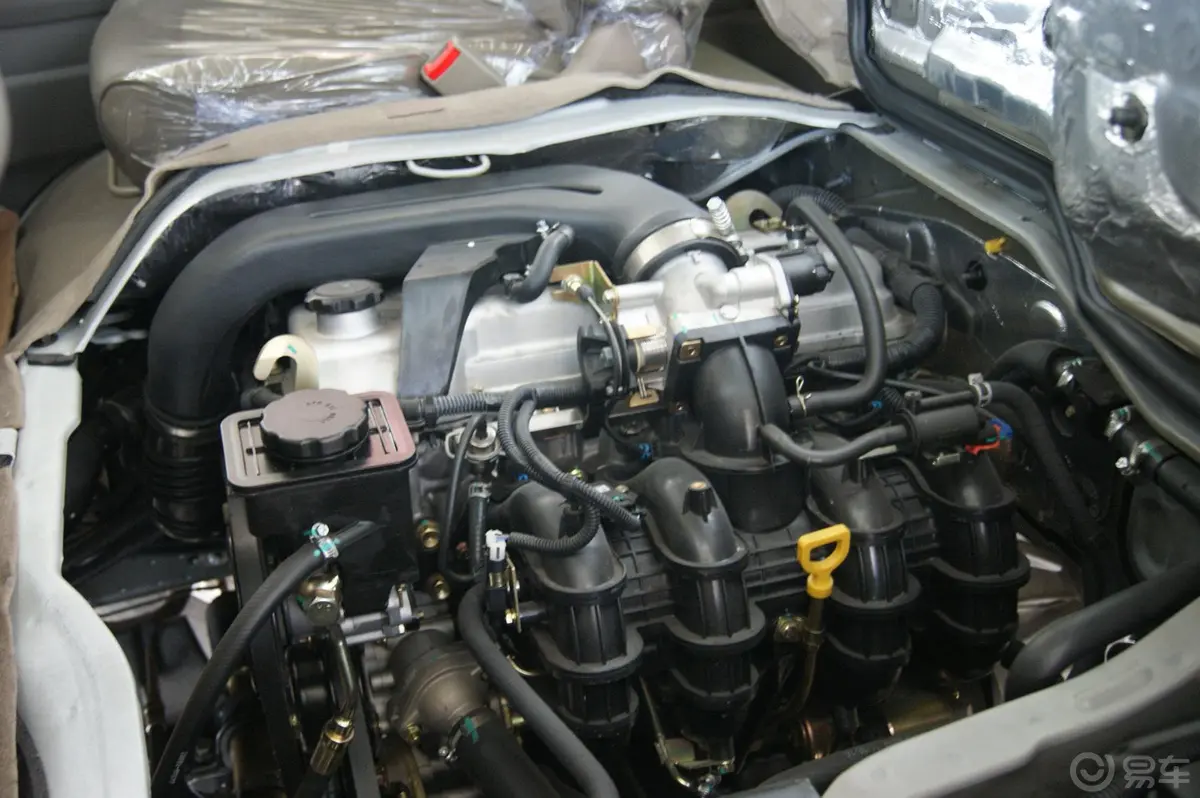 九龙商务车A6 HKL6600C 柴油发动机