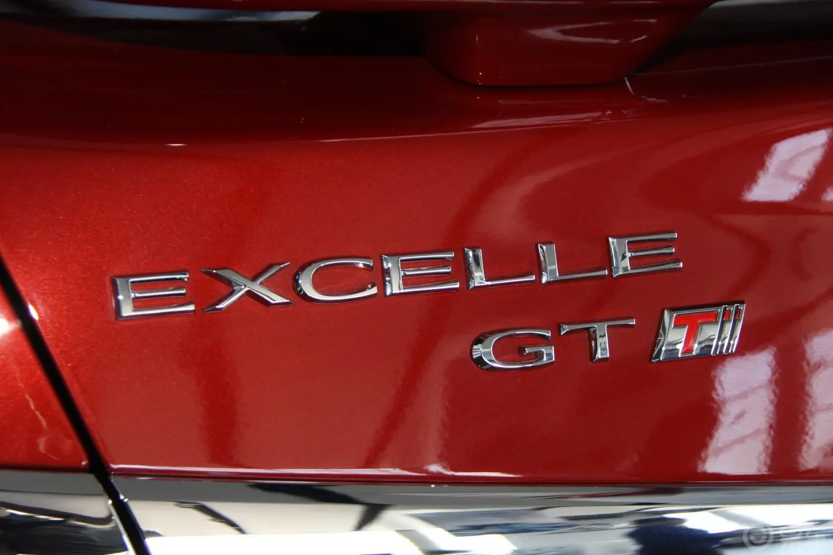 英朗GT 1.6T 自动 时尚运动型 真皮款尾标