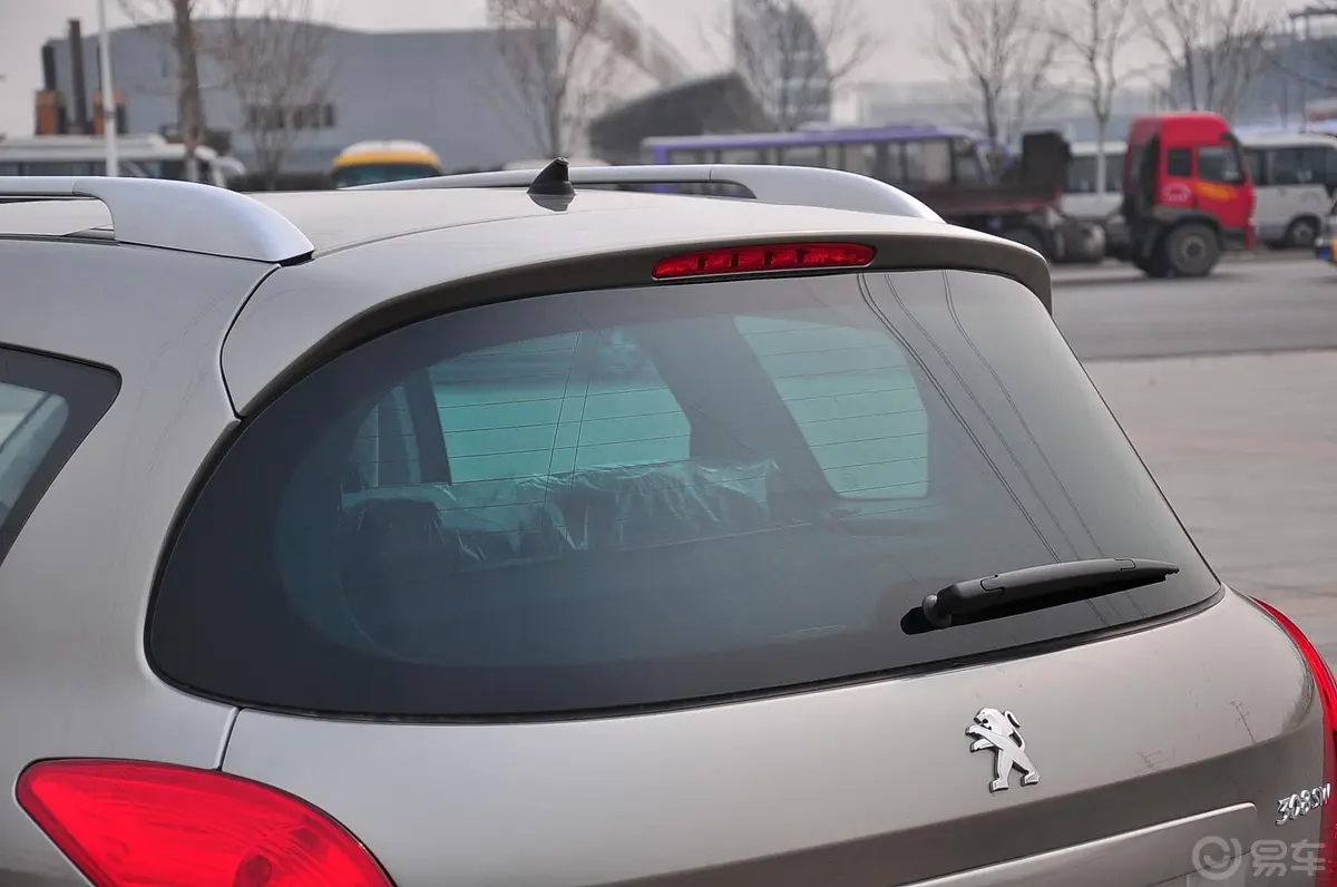 标致308(进口)SW 1.6T 自动 豪华型外观