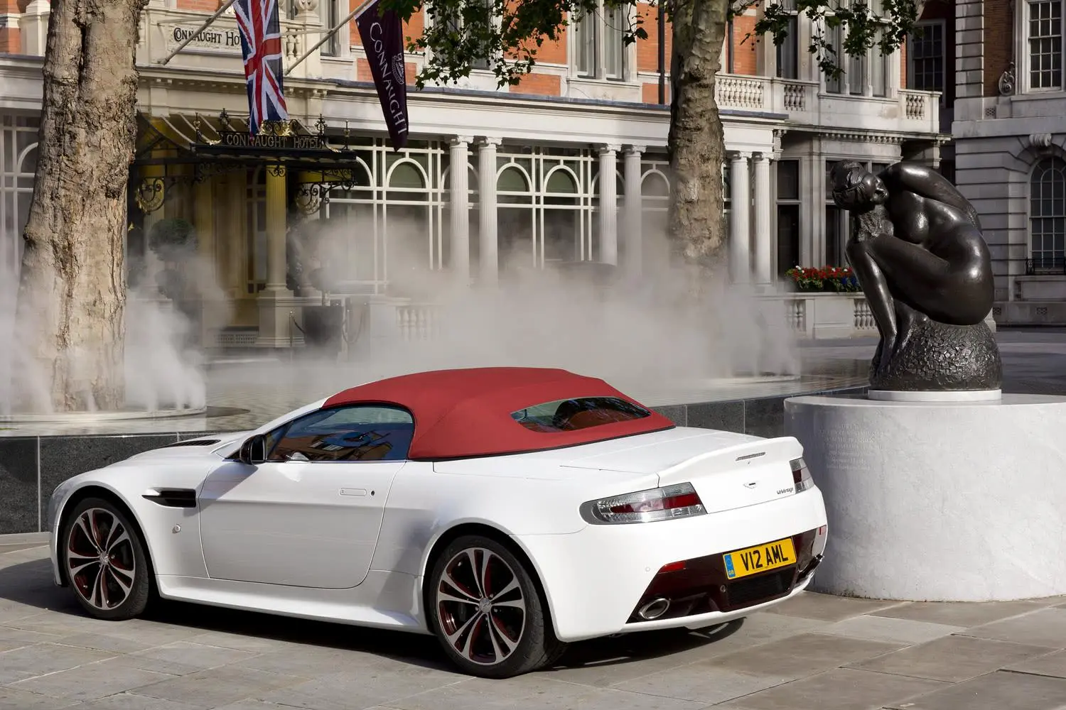 V12 Vantage