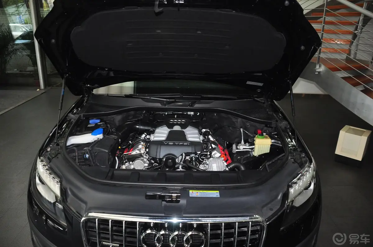 奥迪Q73.0 TFSI quattro(200kW)舒适型内饰