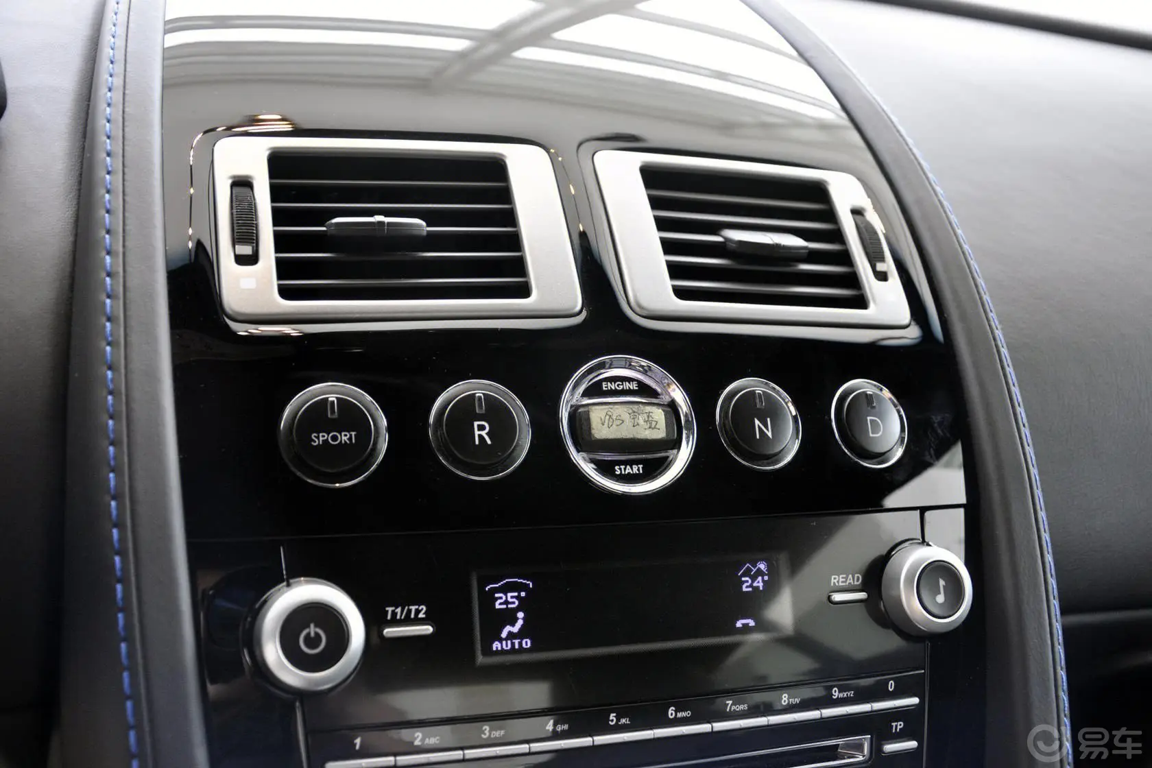 V8 VantageS 4.7L Coupe音响