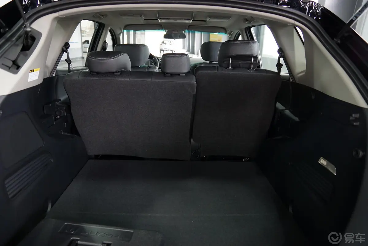 大7 SUV锋芒限量版 2.2T 自动 两驱 智慧型 行李箱空间