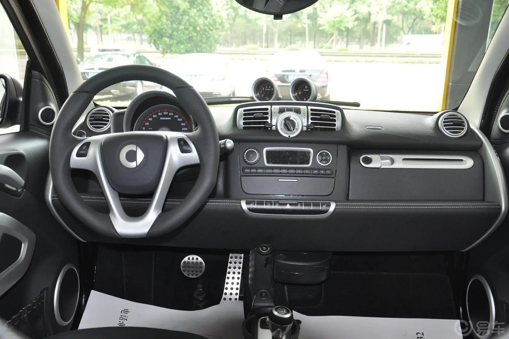 smart fortwo1.0T 博速Xclusive版内饰全景正拍