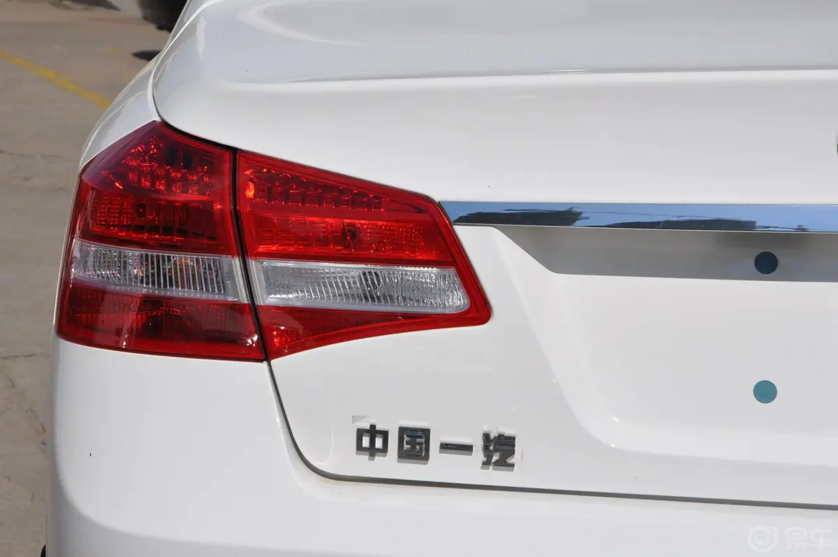 奔腾B701.8L 手动 舒适型外观