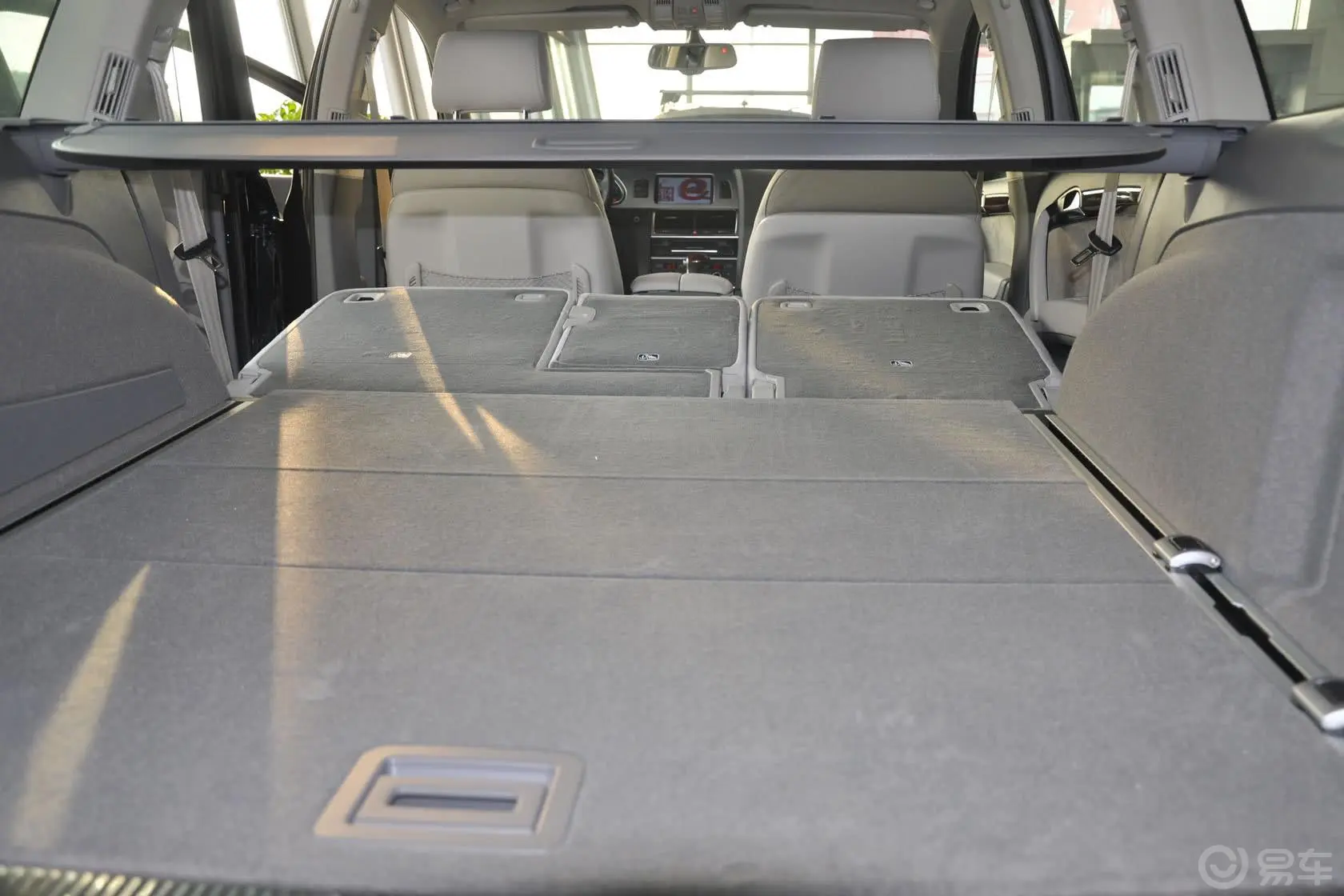 奥迪Q735 TFSI 舒适型行李箱空间（后排全放倒）