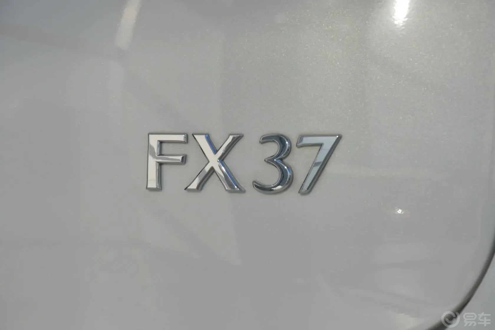 英菲尼迪FX37 五周年限量版外观