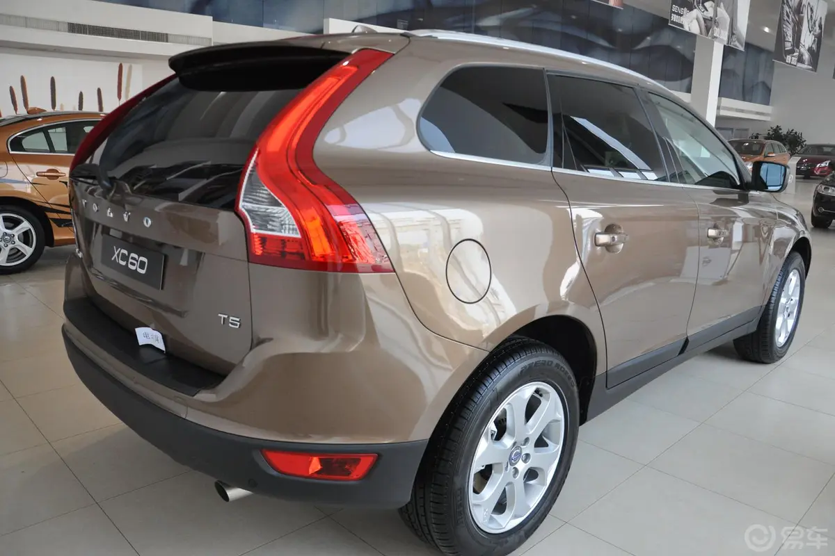 沃尔沃XC60(进口)2.0T T5 智尊版外观