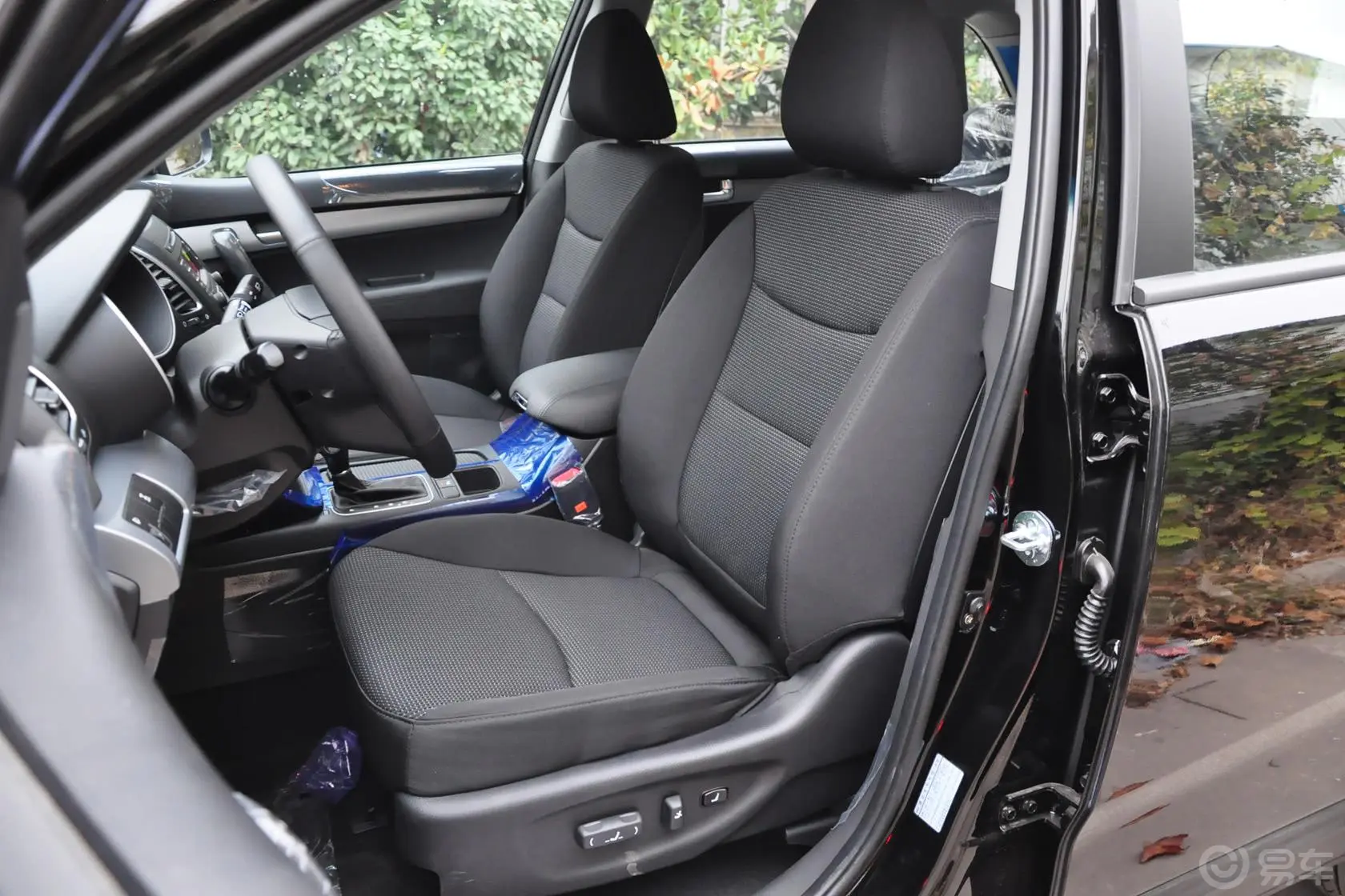 索兰托2.2L 柴油 舒适版 七座驾驶员座椅