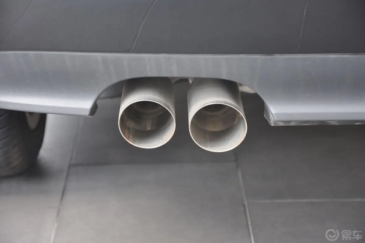 奥迪A3(进口)Sportback 1.8T 自动 尊贵型排气管（排气管装饰罩）