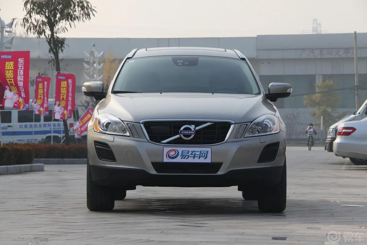 沃尔沃XC60(进口)2.0T T5 智尊版外观