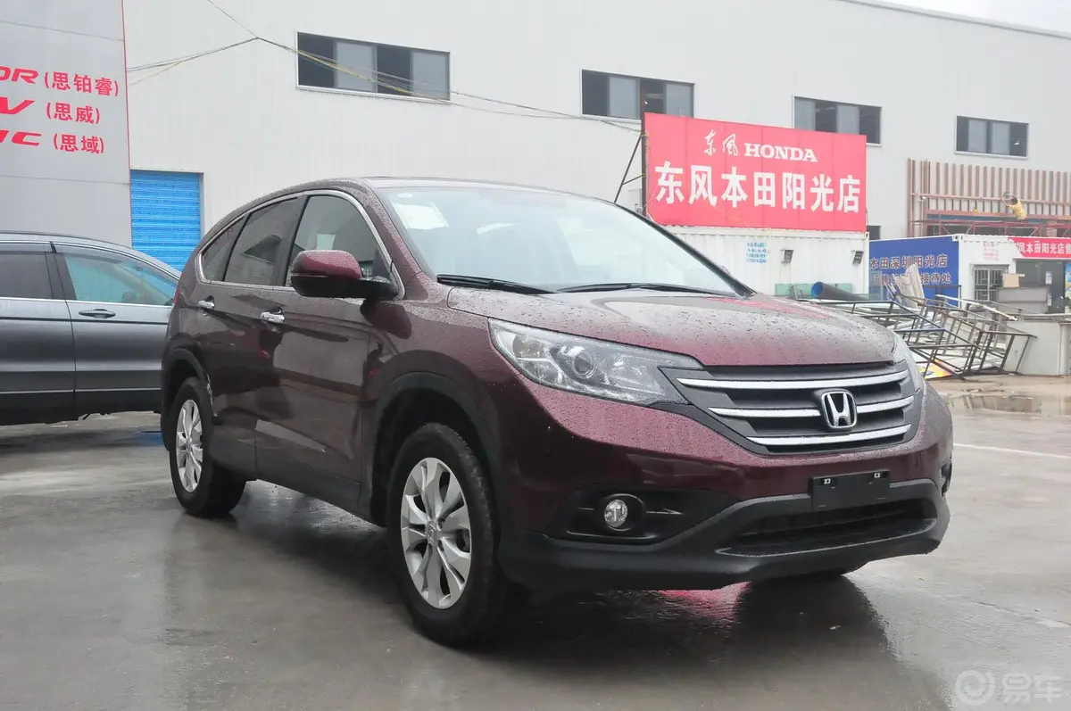 本田CR-V2.4L 四驱 豪华版尾标