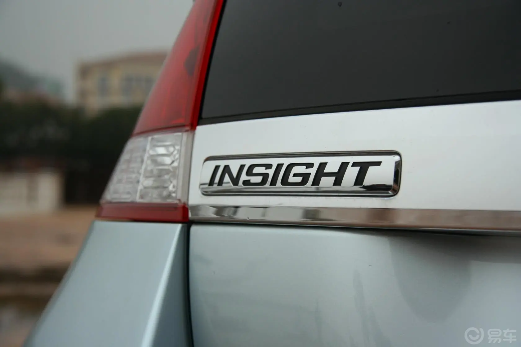 INSIGHT1.3L 自动 基本型尾标