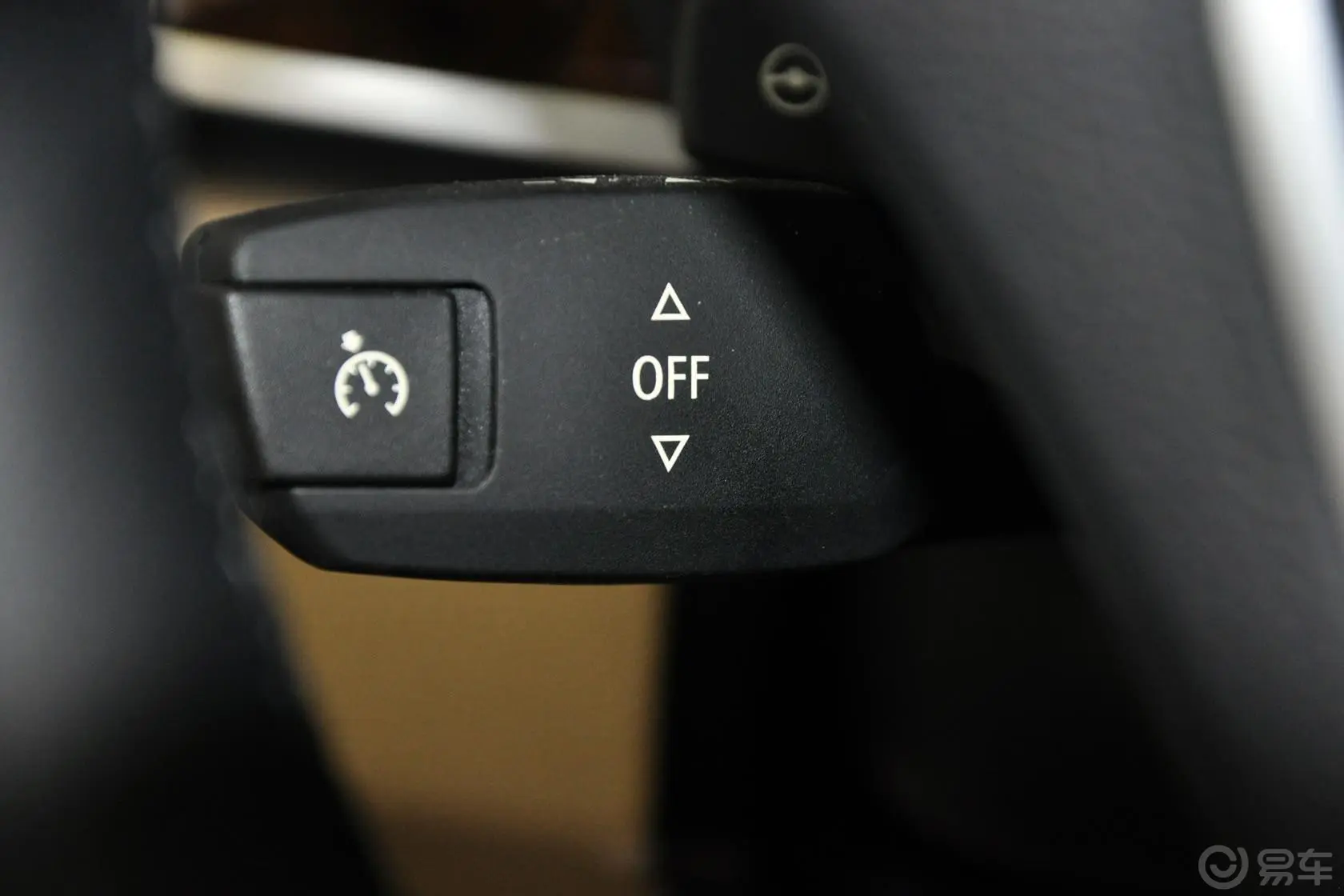 宝马X5(进口)xDrive35i 豪华型巡航定速控制开关