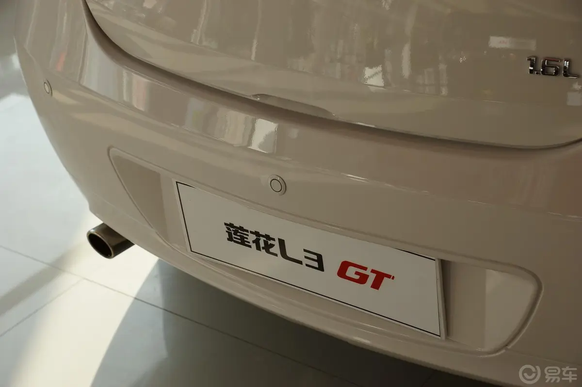 莲花L3两厢 GT 1.6L 手动 精致型倒车雷达