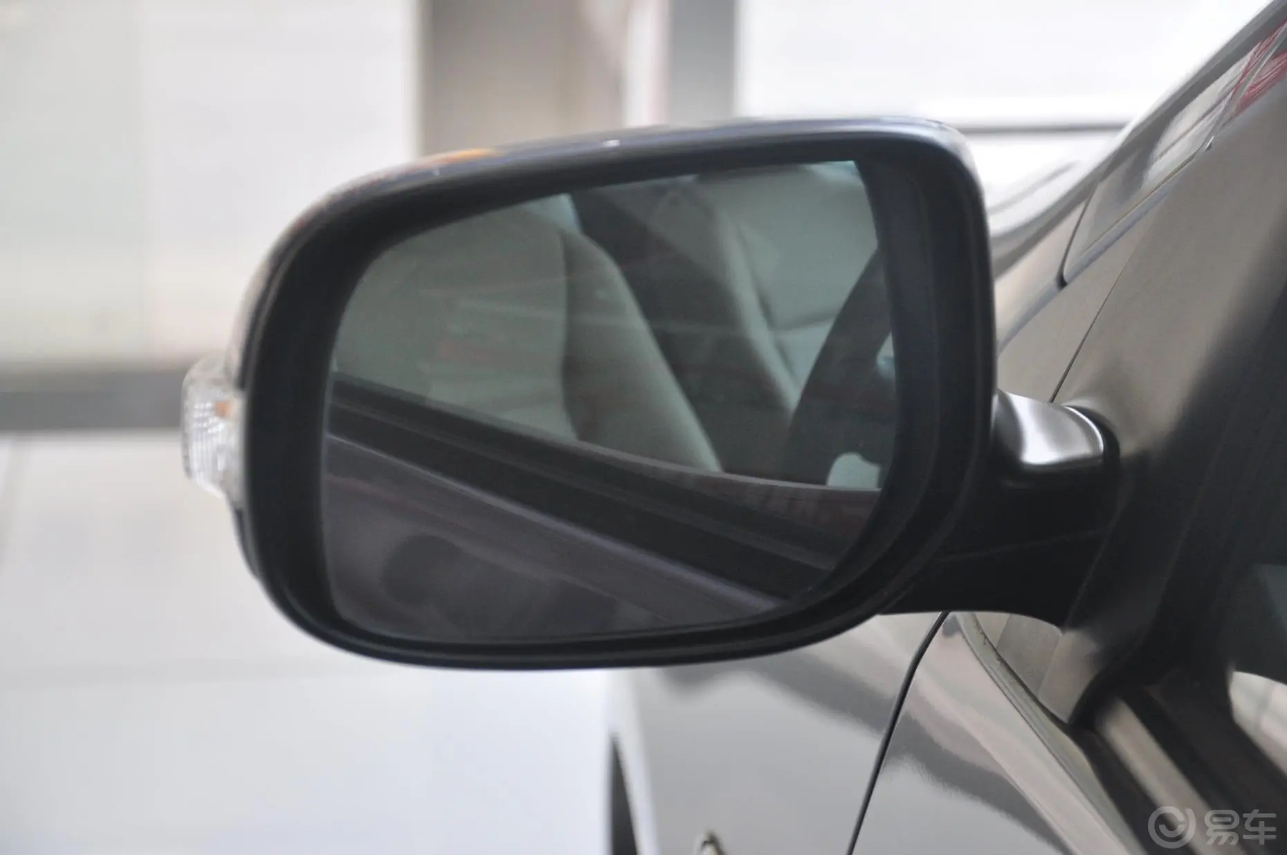 威驰1.6L GL-i 天窗版 自动后视镜镜面（后）