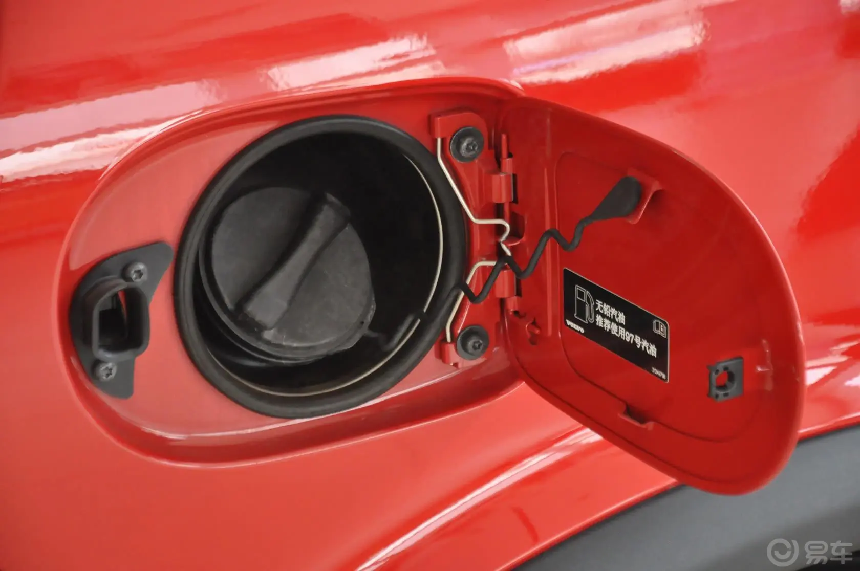 沃尔沃C302.0L 双离合 炫动款油箱盖