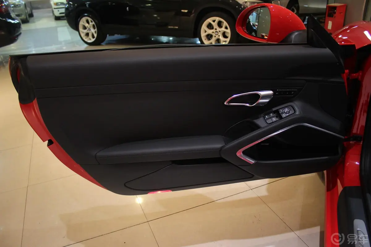 保时捷911Carrera Cabriolet 3.4L驾驶员侧车门内门板