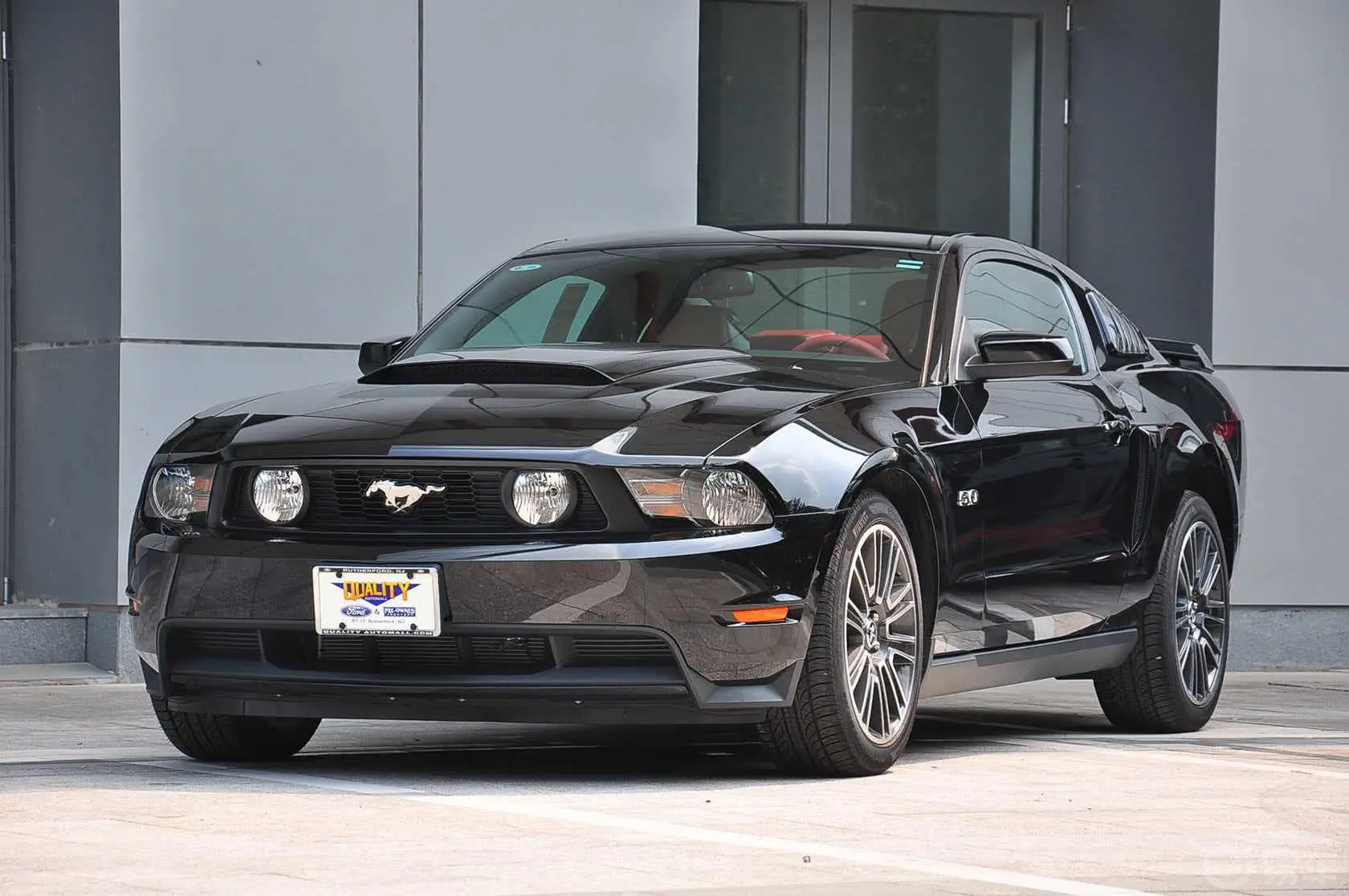 MustangV8 5.0L GT自动  豪华版 高配侧前45度车头向左水平