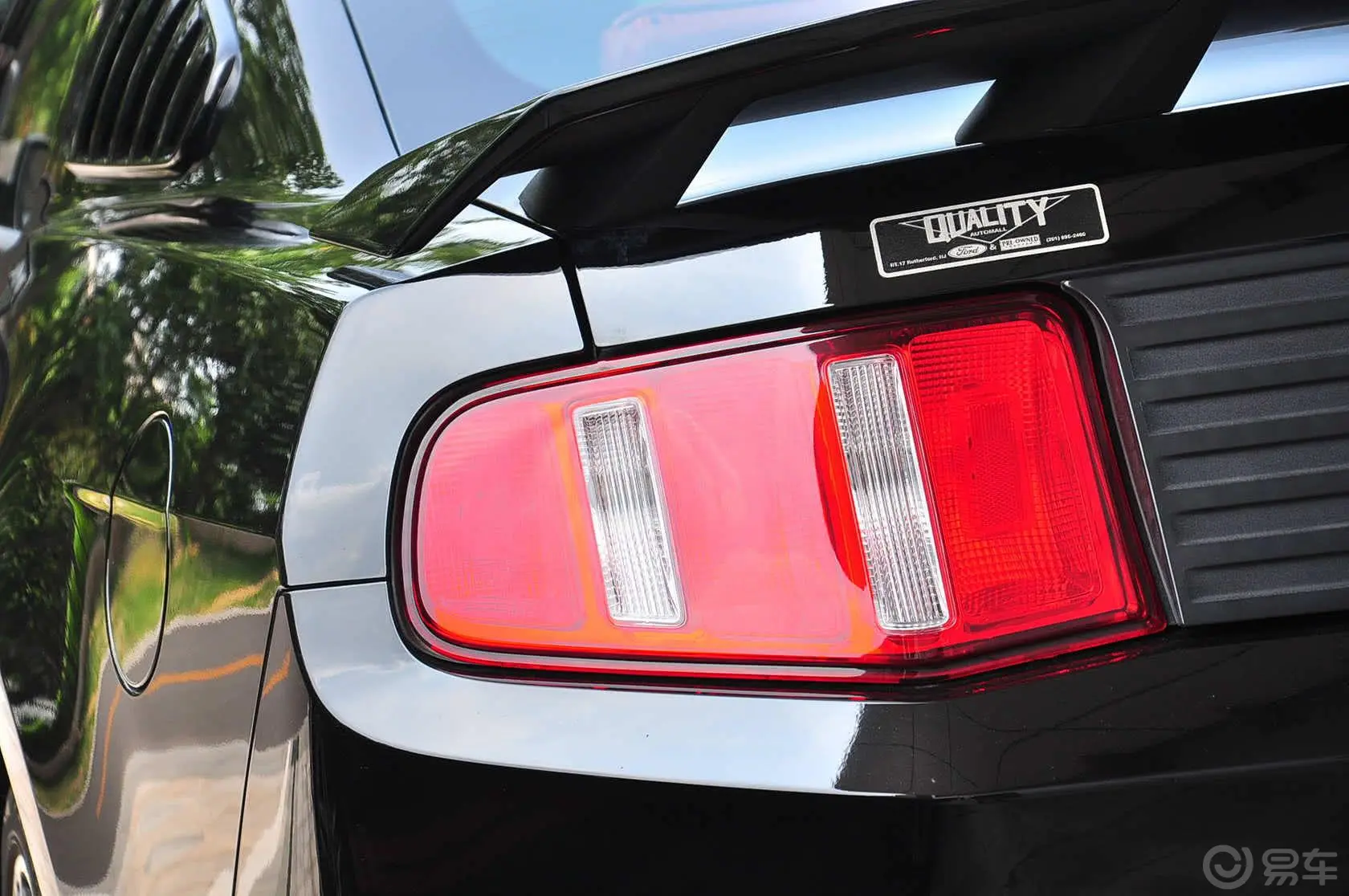 MustangV8 5.0L GT自动  豪华版 高配尾灯侧45度俯拍