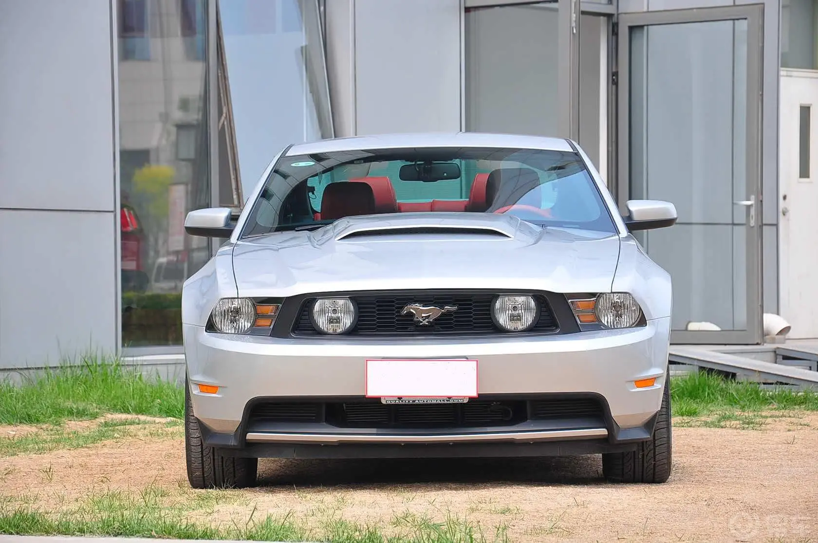 MustangV8 5.0L GT自动  豪华版 高配正前水平