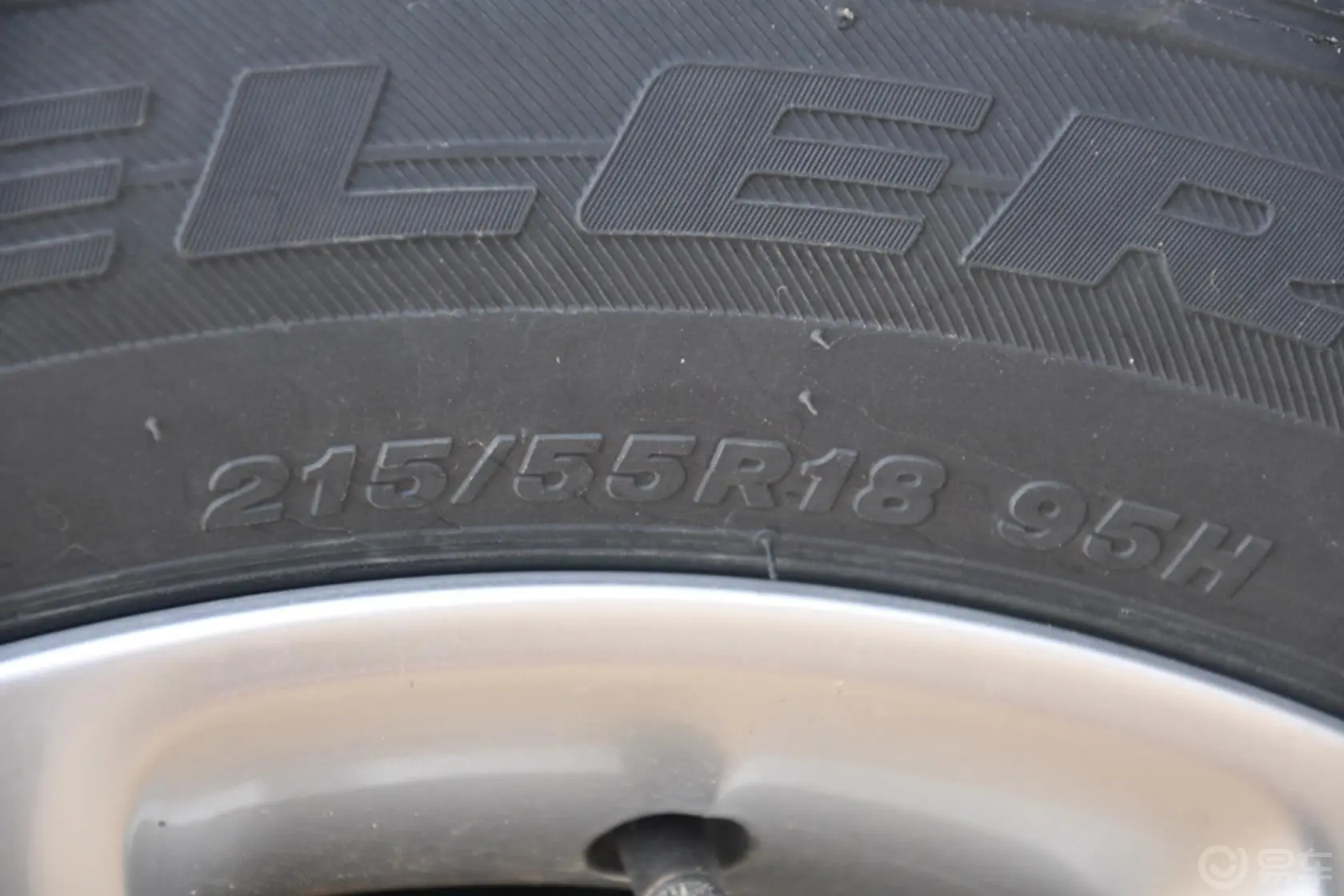 昂科拉1.4T G 手动 都市进取型轮胎规格