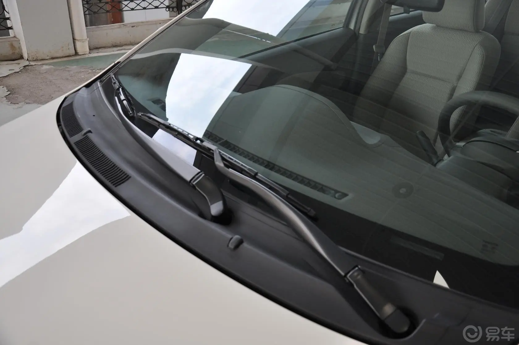 威驰1.6L GL-i 天窗版 自动雨刷器（前）