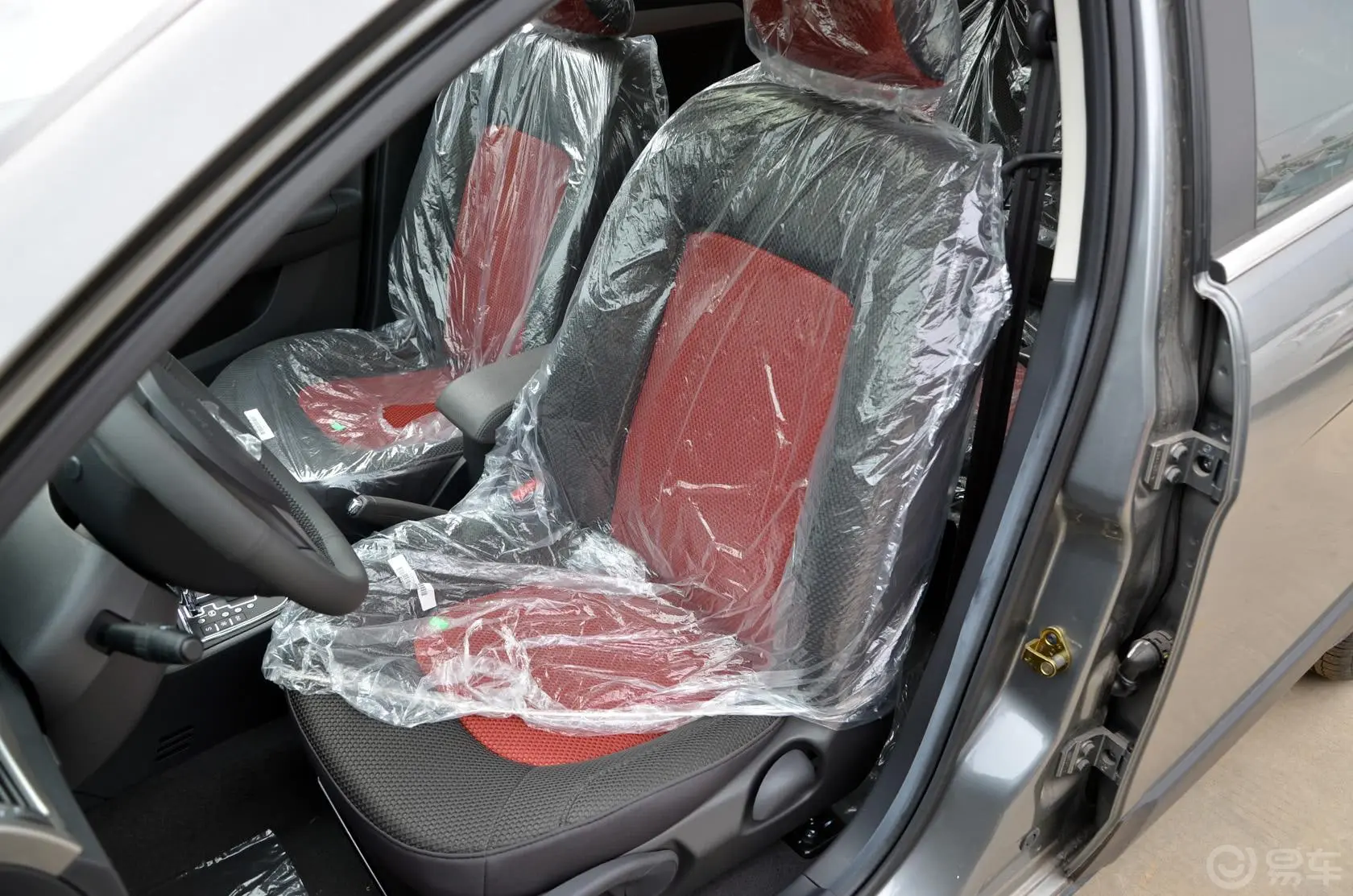 风神H30Cross 1.6L 自动 尊逸型驾驶员座椅