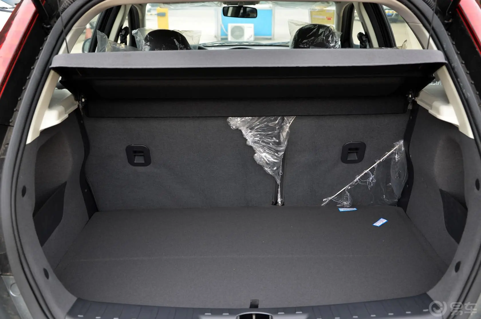 风神H30Cross 1.6L 自动 尊逸型行李箱空间