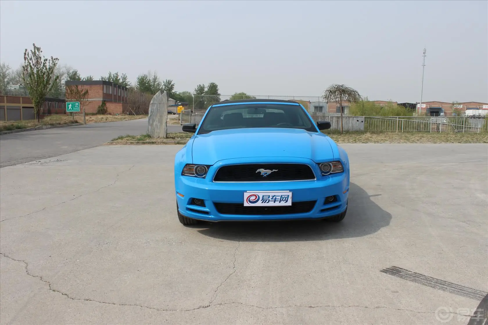 Mustang3.7L 自动 V6正前水平