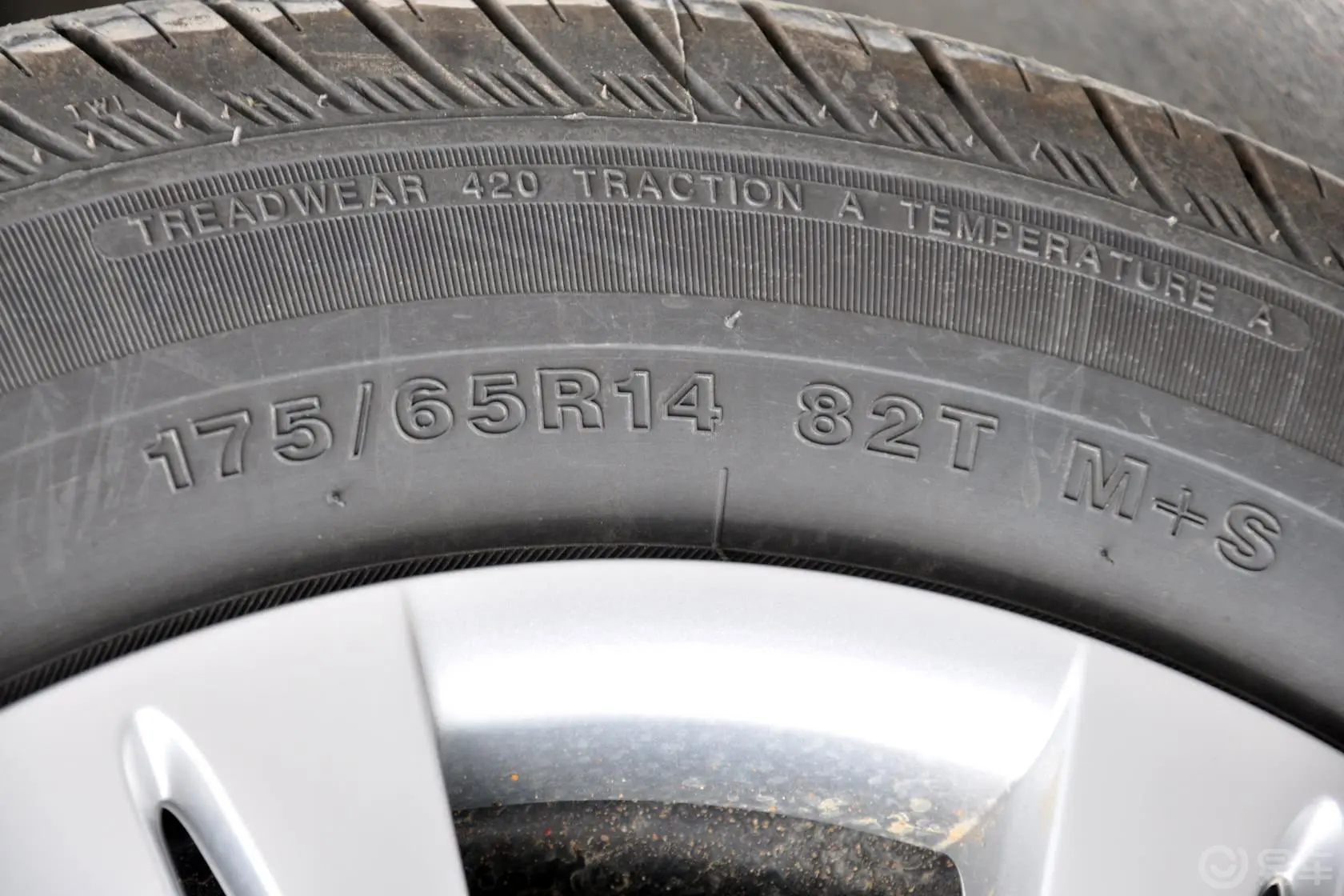 理念S11.3L 自动 舒适型轮胎规格