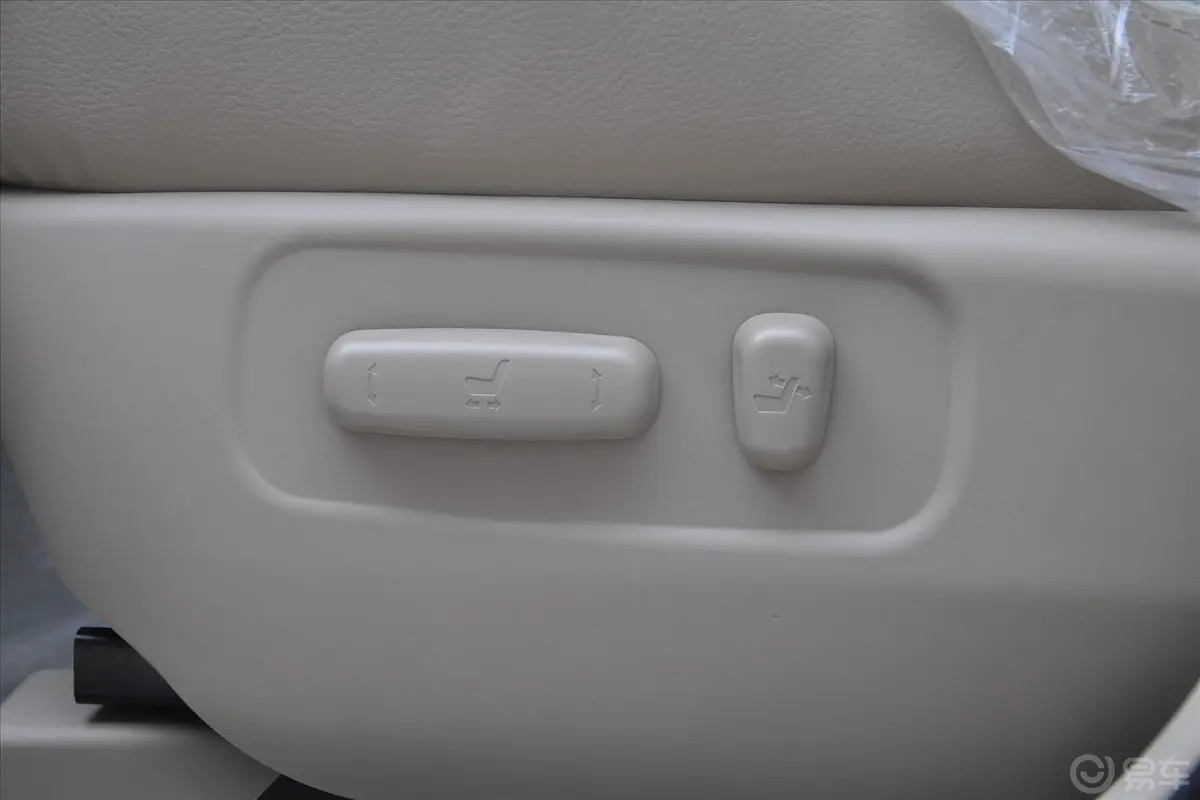 比亚迪S62.4L 自动 尊荣型 劲悦版座椅调节键