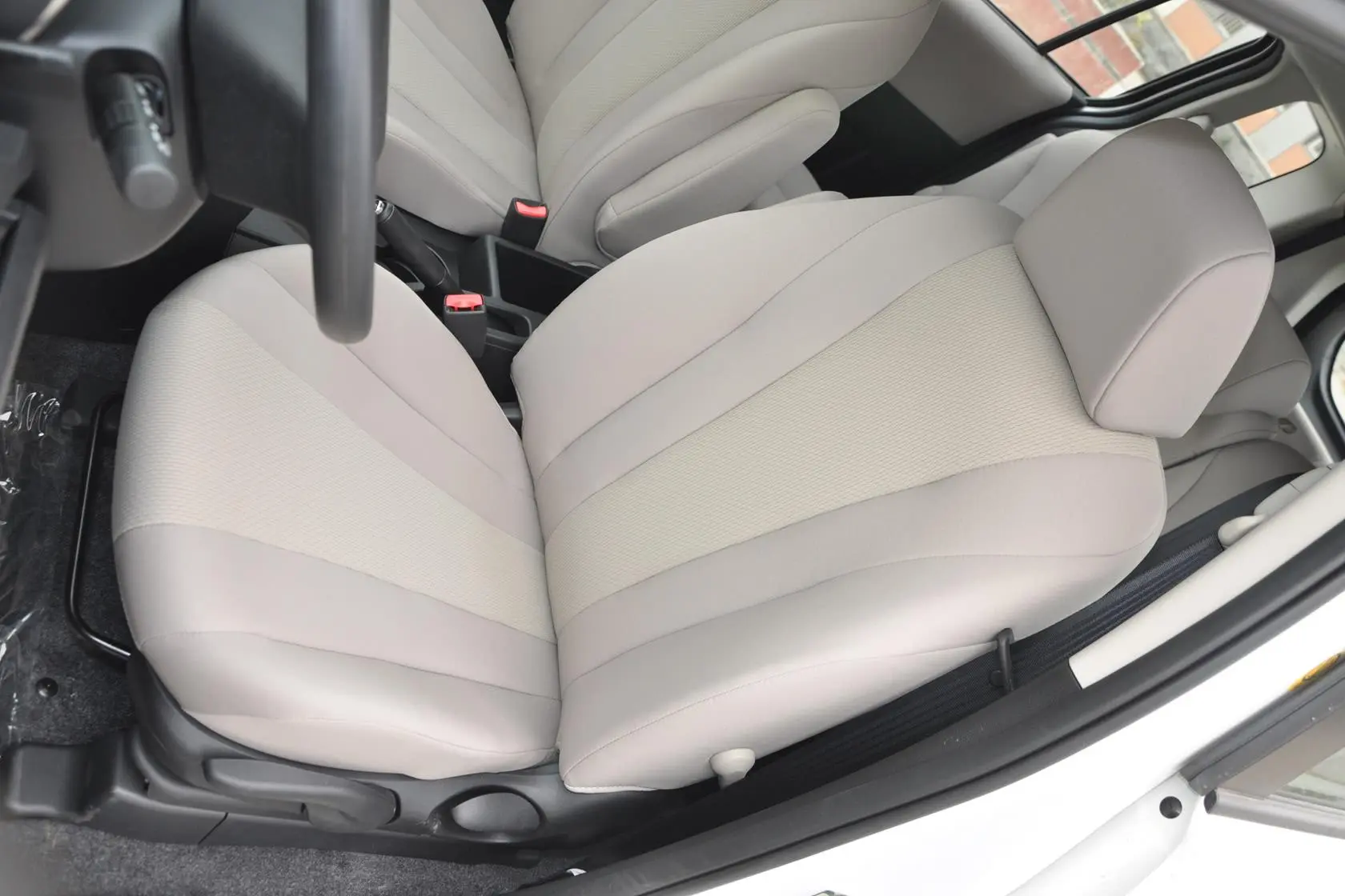 马自达52.0L 自动 舒适型驾驶员座椅