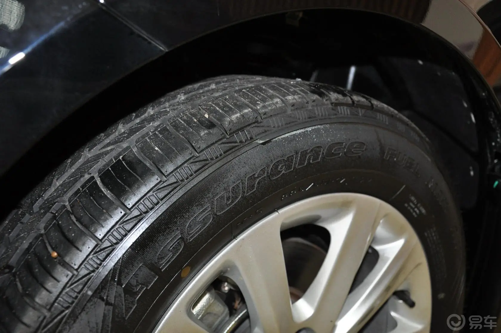 荣威9502.4L 自动 豪华版轮胎花纹