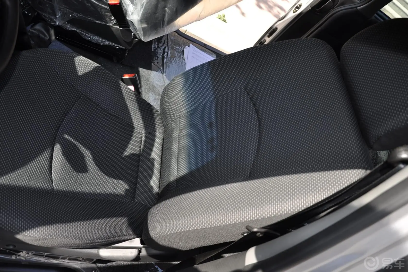 瑞风穿梭 2.0L 手动 汽油 短轴时光版驾驶员座椅