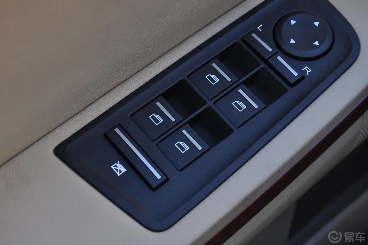 荣威550D 1.8T 手动 品逸版车窗升降键