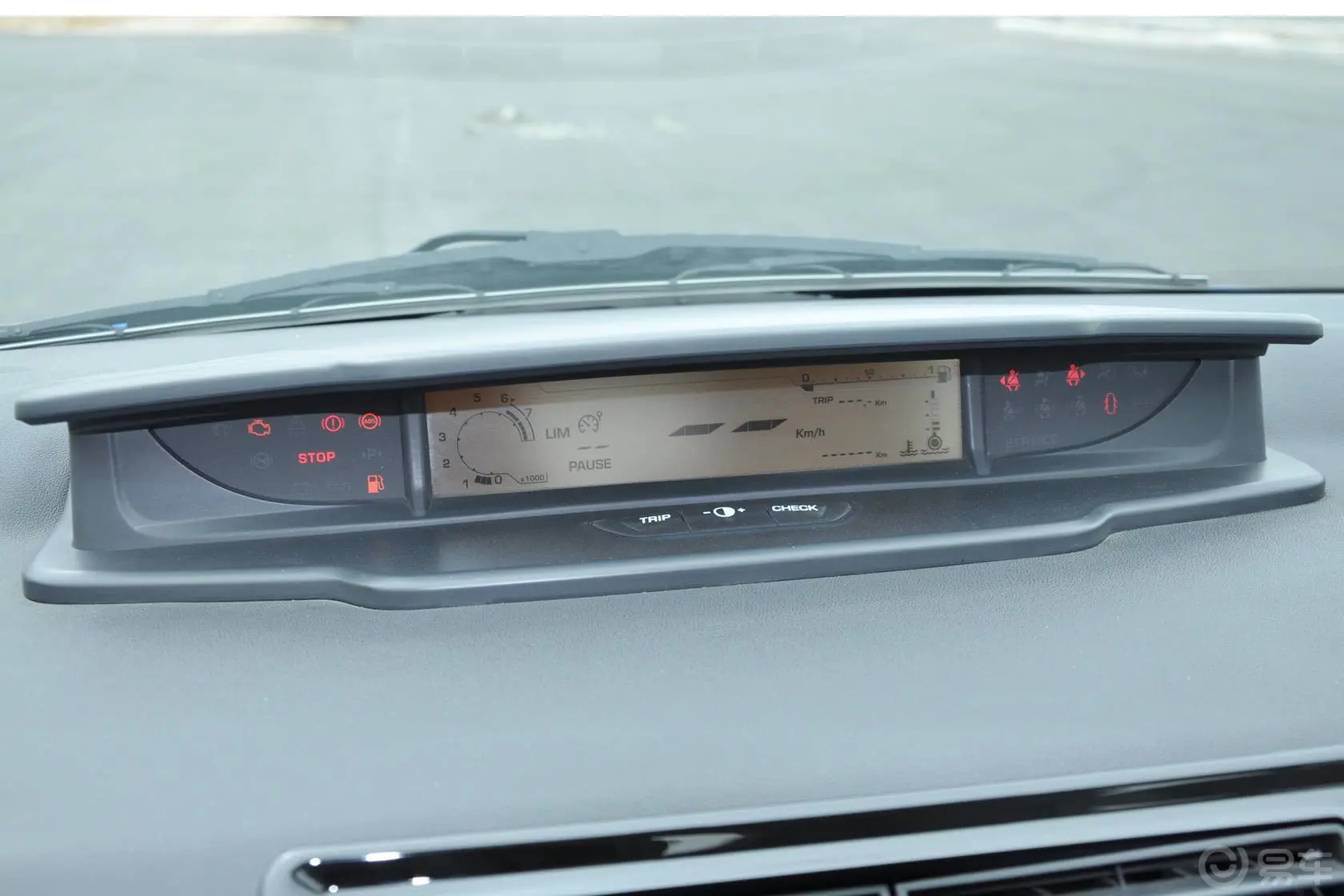 世嘉两厢 1.6L 手动 乐尚型仪表盘背光显示