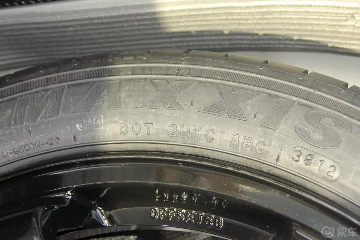 凯迪拉克SRX3.0L 手自一体 舒适型备胎品牌