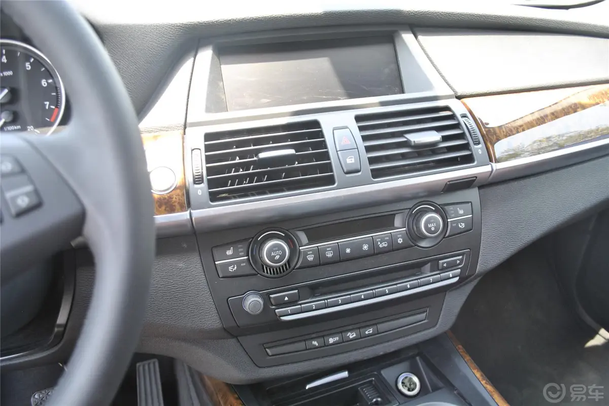 宝马X5(进口)xDrive35i 领先型中控台驾驶员方向