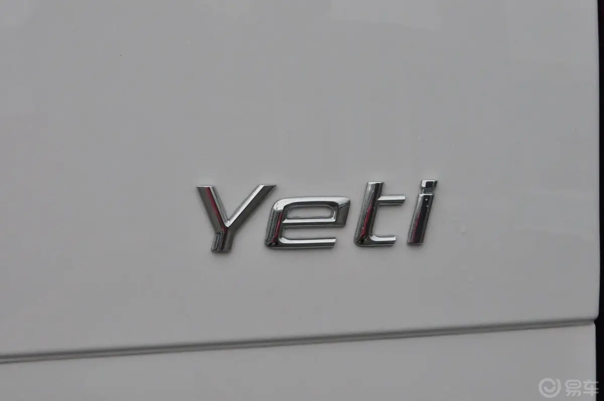 Yeti(进口)1.8L 双离合 尊贵版尾标