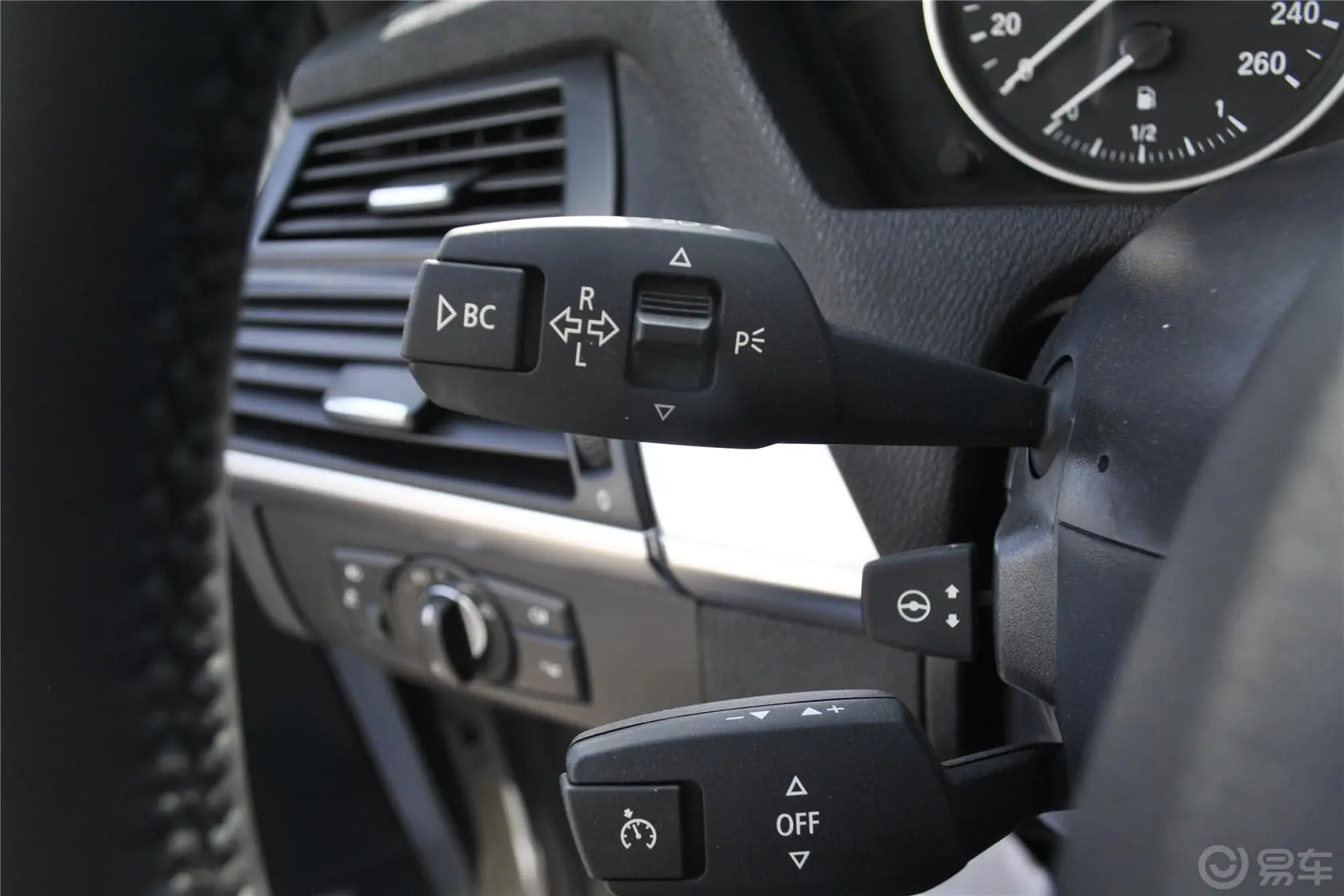 宝马X5(进口)xDrive35i M运动型大灯远近光调节柄