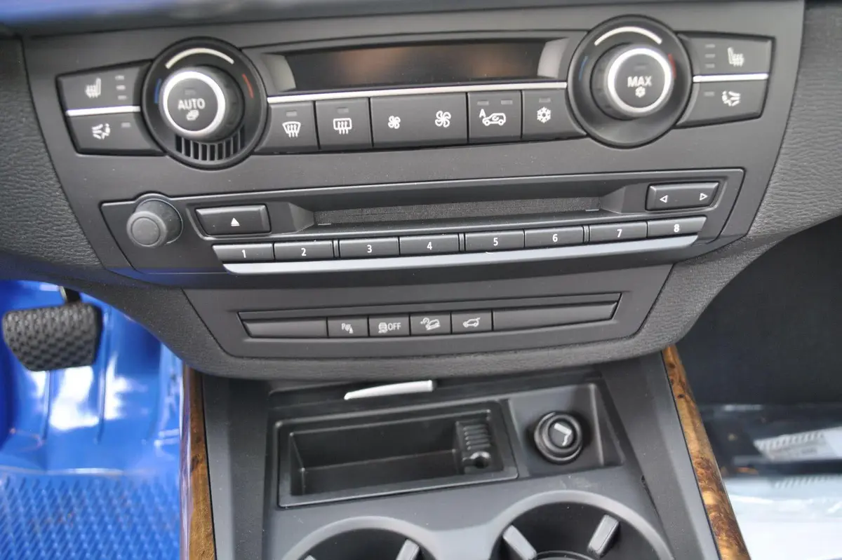 宝马X5(进口)xDrive35i 领先型音响